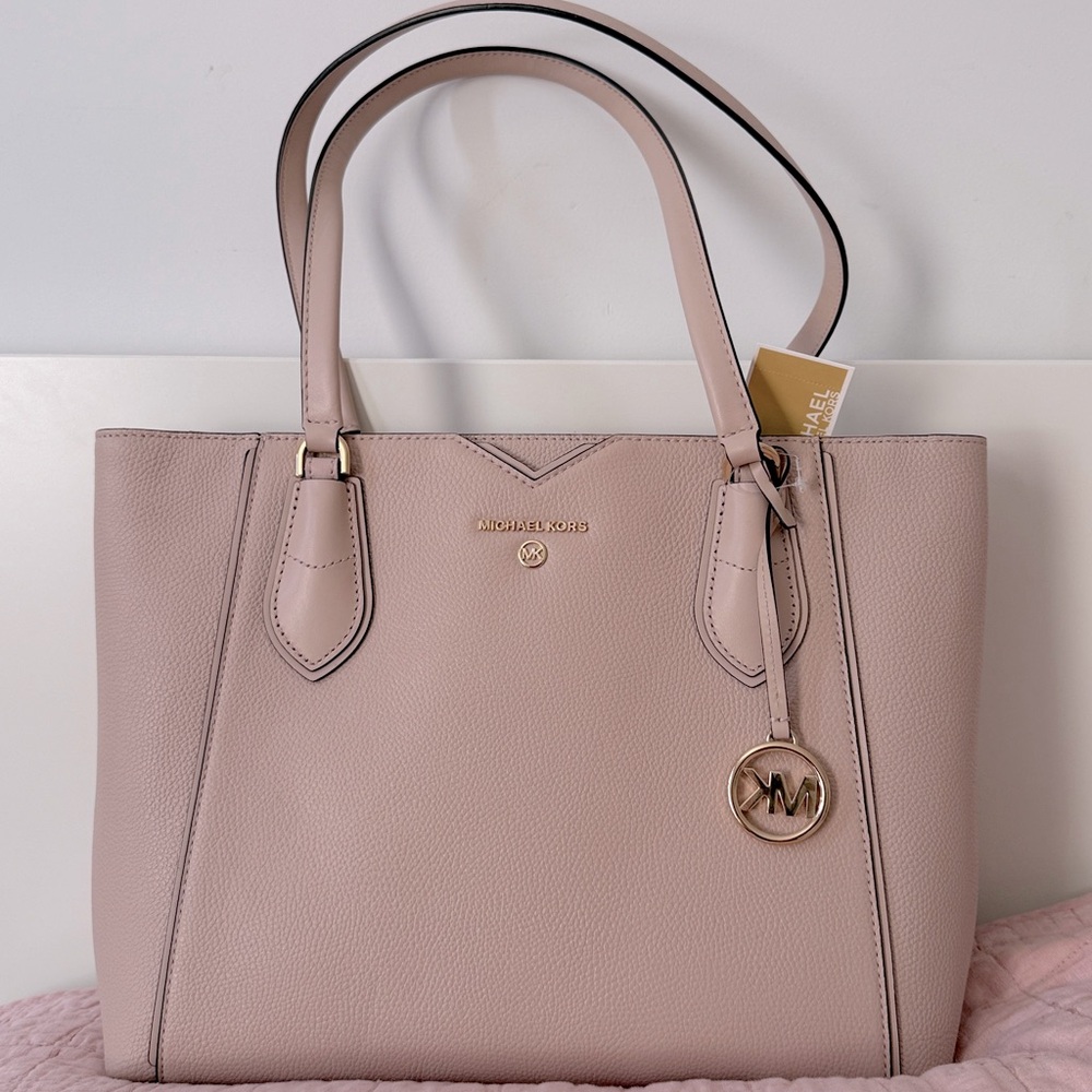 NEW Michael Kors Mae Soft Pink Tote Bag